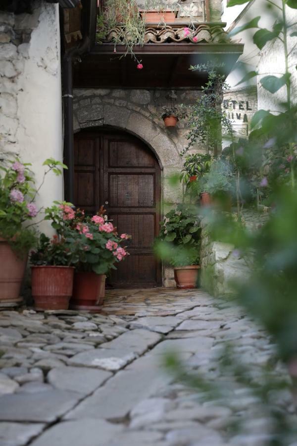 Guest House Mikel Berat Luaran gambar