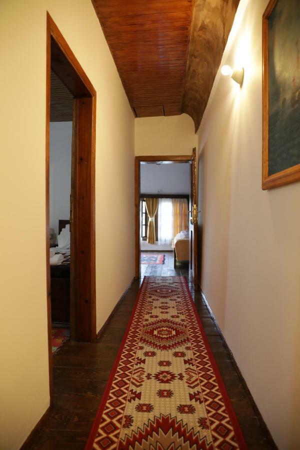 Guest House Mikel Berat Luaran gambar